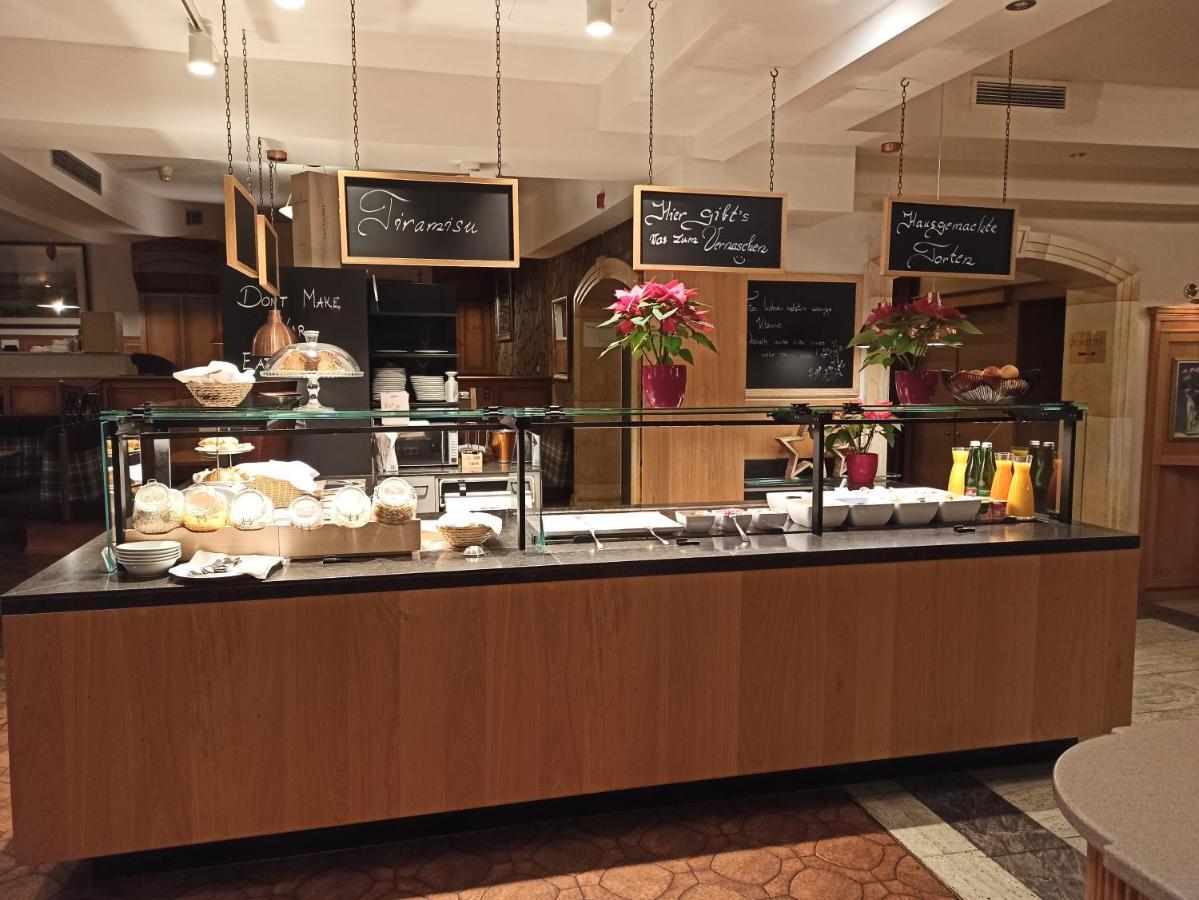 Hotel Eitljoerg Wina Bagian luar foto