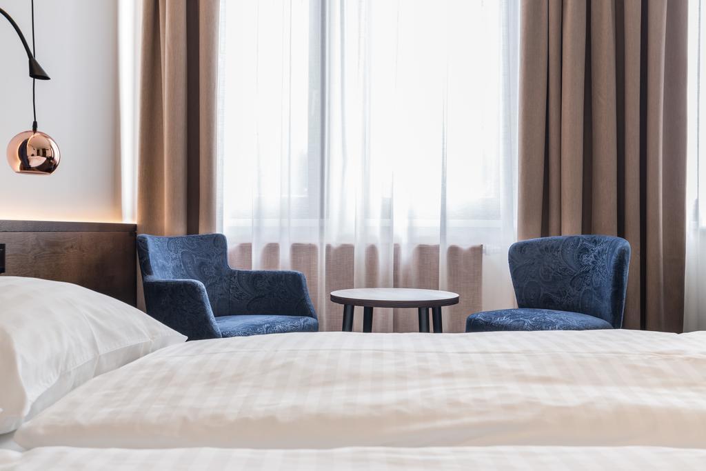 Hotel Eitljoerg Wina Bagian luar foto