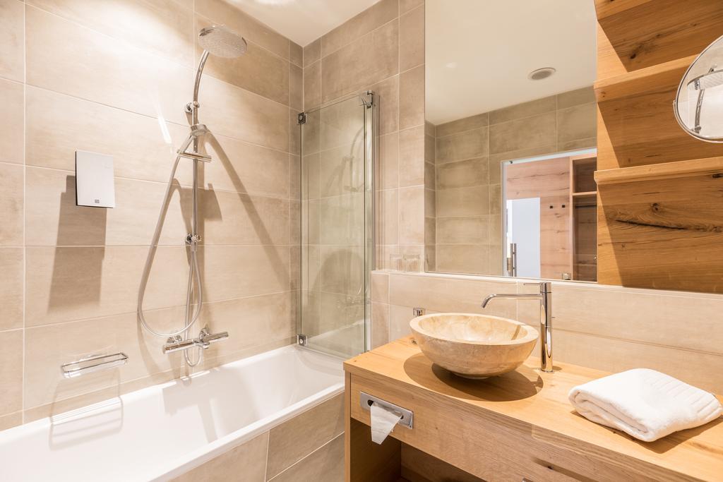 Hotel Eitljoerg Wina Bagian luar foto