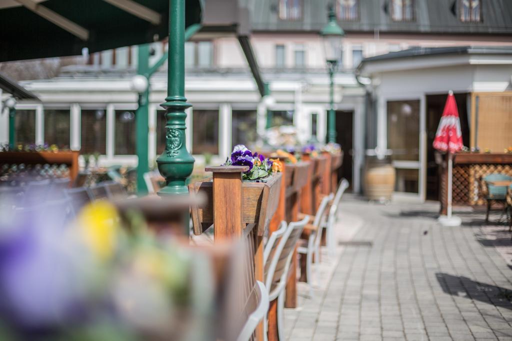 Hotel Eitljoerg Wina Bagian luar foto