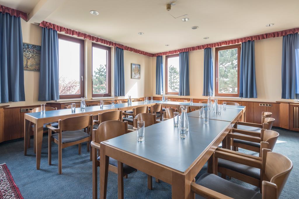 Hotel Eitljoerg Wina Bagian luar foto