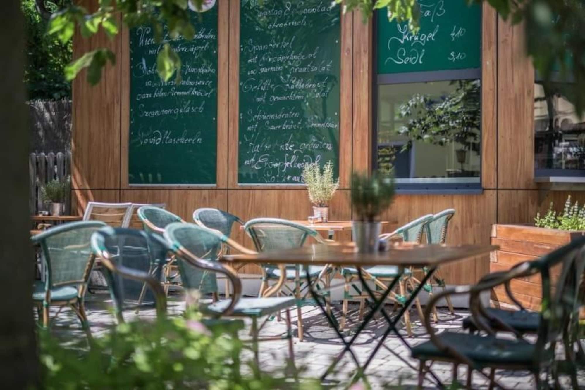 Hotel Eitljoerg Wina Bagian luar foto